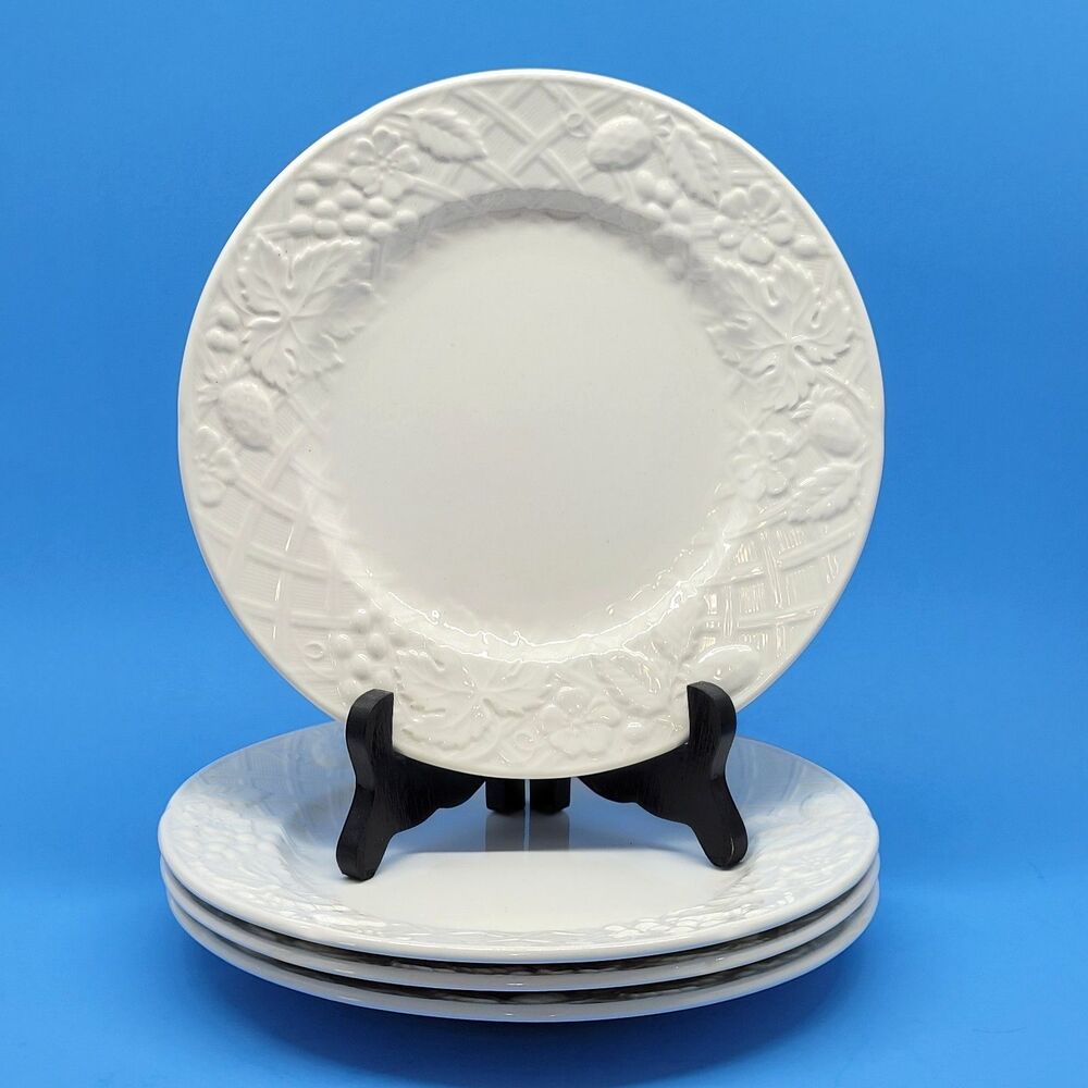 Mikasa White Embossed Fruit & Vine Dinner Plates - Set of 4